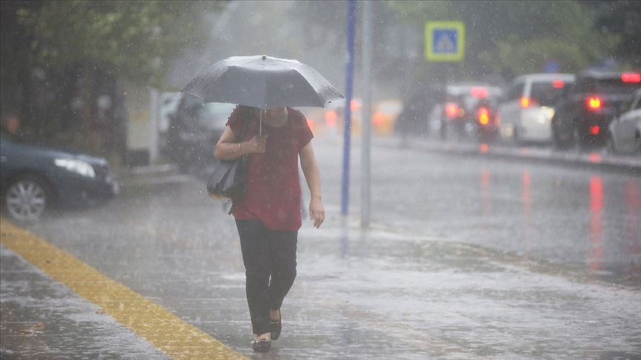 İstanbullulara Önemli Uyarı: Meteoroloji'den Sarı Kod Açıklaması!