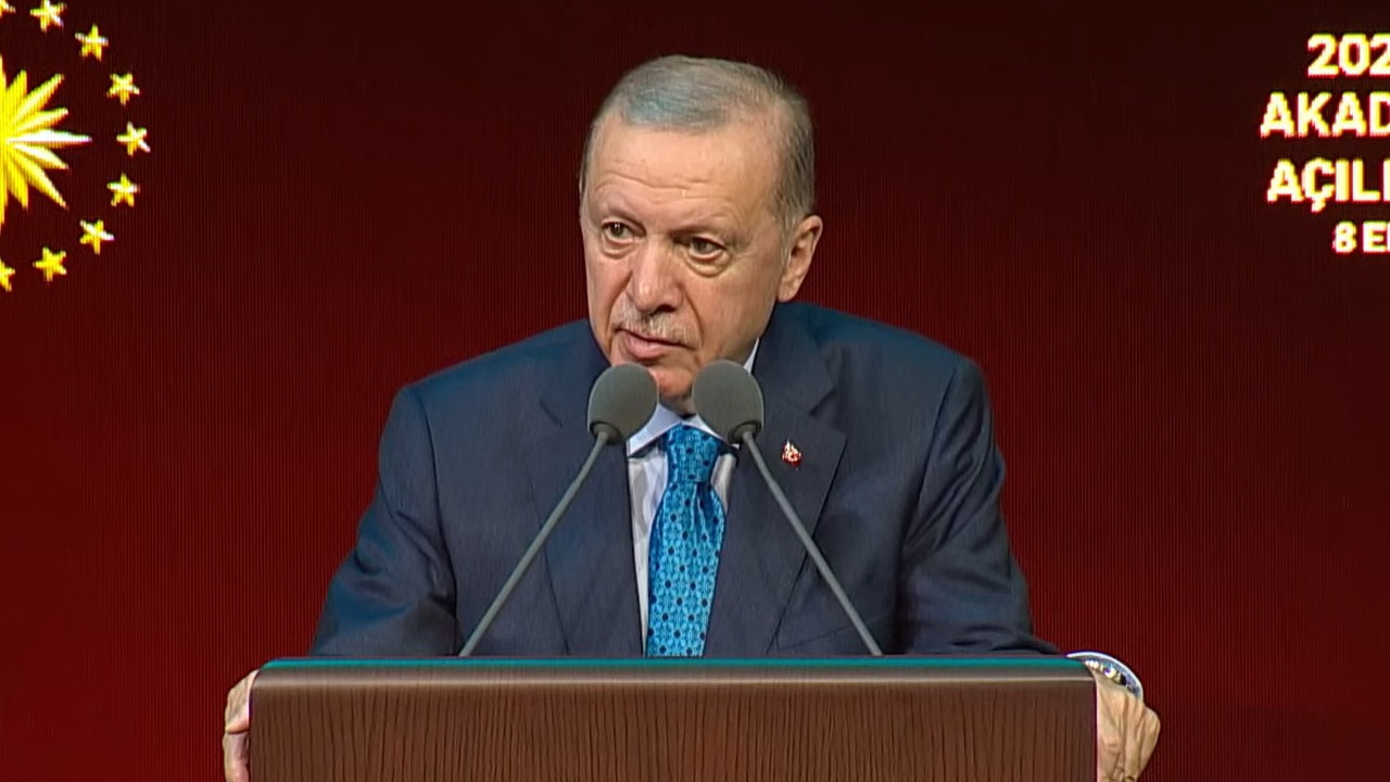 Cumhurbaşkanı Erdoğan, 2024-2025 Akademik Yılı Açılış Töreni'nde yurt reformlarına değinirken Fatih'teki olaylar hakkında dikkat çeken ifadeler kullandı!