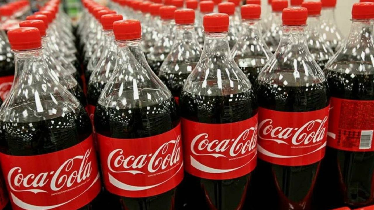 Coca-Cola'dan Şok Geri Çağırma: Binlerce Ürün Market Raflarından İndiriliyor!